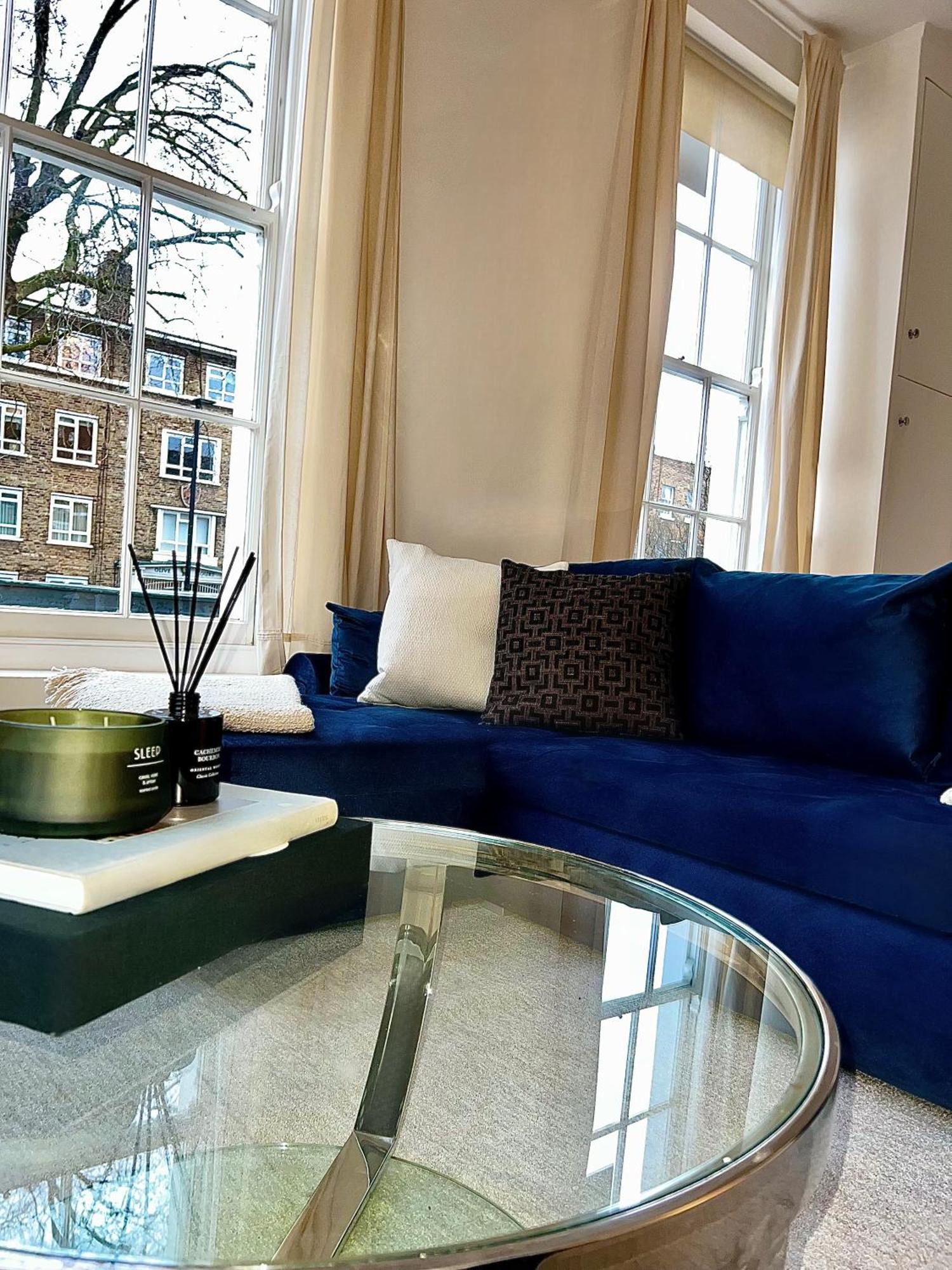 Stylish One Bedroom Apartment In The Heart Of Angel 런던 외부 사진